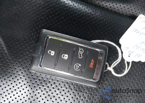 2021 Jeep Grand Cherokee L Overland 4X4 z USA, uszkodzony, nr VIN 1C4RJKDG3M8180119